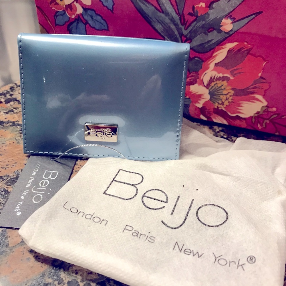 Beijo Patent Leather credit card wallet